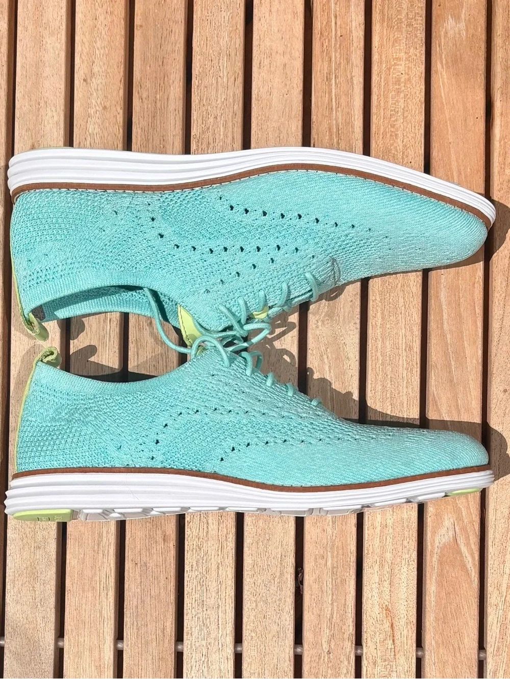 Cole Haan Original Grand Aqua Knit Lace-Up Sneakers with Lime Accent 8.5